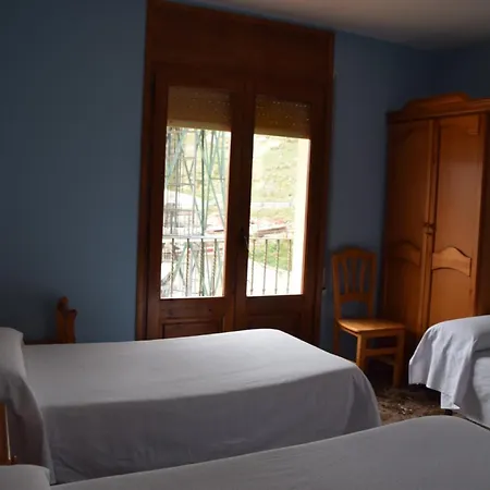 Fonda Josefina Guest house *